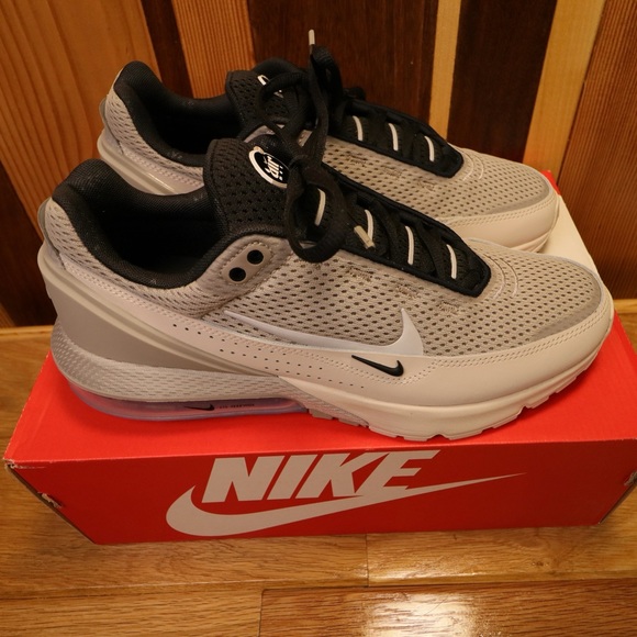 Nike Air Max Pulse Sz 8.5 Men’s - Cream/Dark Mocha, New in Box - Picture 2 of 9